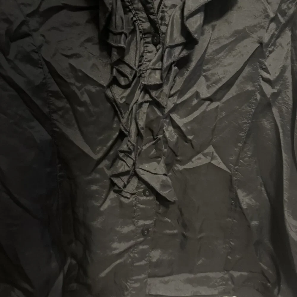 Shiny Gray Xhilaration Blouse - Size XL - Picture 4 of 6